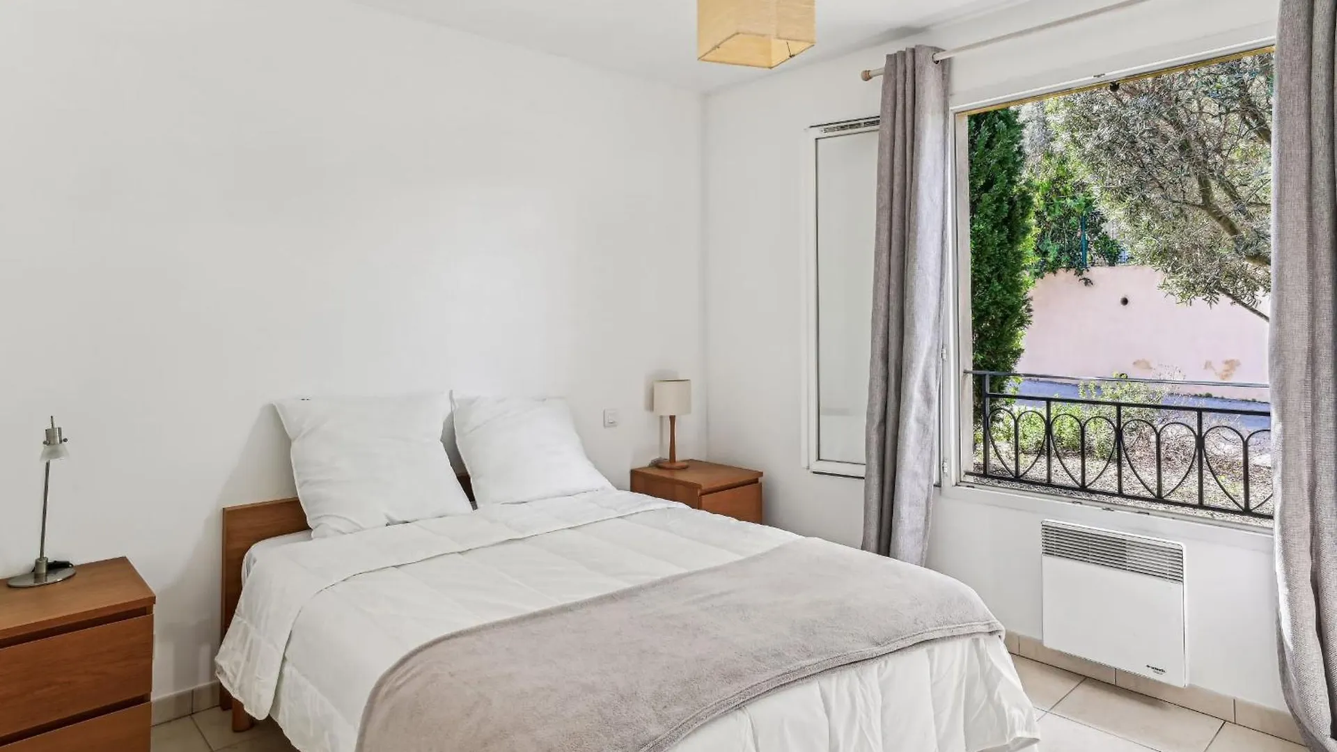 Holiday home House With Garden And Swimming Pool Shared Villa Cannes