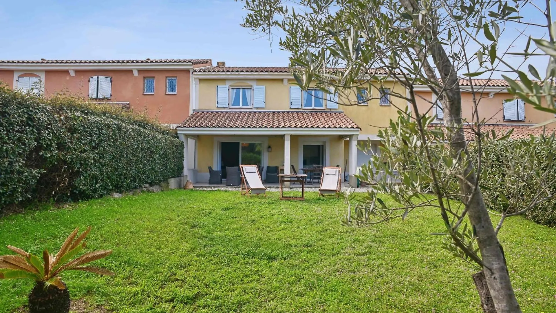 House With Garden And Swimming Pool Shared Villa Cannes Holiday home