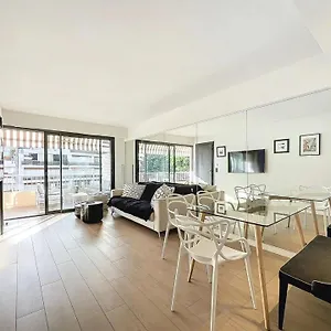 Apartment 3p Between Croisette Beaches And Antibes Street, Cannes